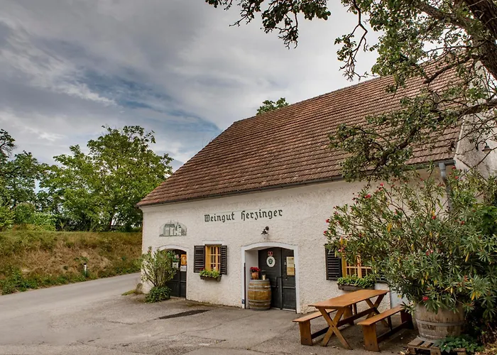 Weingut Herzinger
